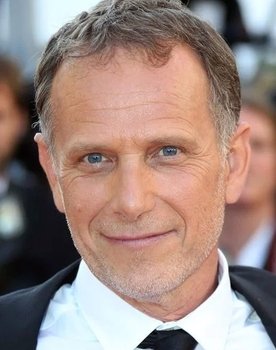 Charles Berling as Jean