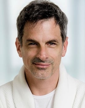 Rafael Ferro as Borracho