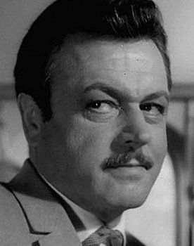 Efim Kopelyan as The Cleaner