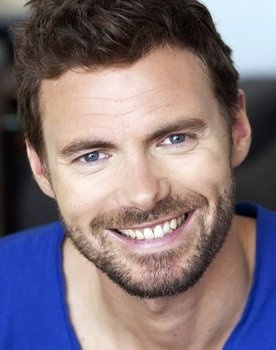 Raphaël Hidrot as Jeannot, Flo's Companion