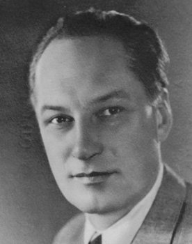 Andrei Abrikosov as Георгий Владимирович Силантьев, комиссар милиции