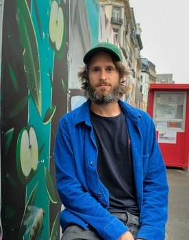 Yannick De Coster as Lars