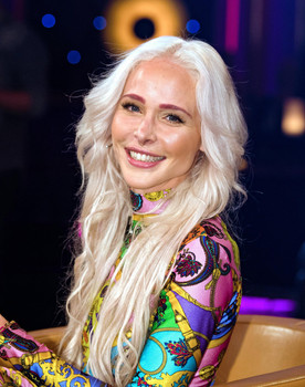 Theresia Fischer as Self