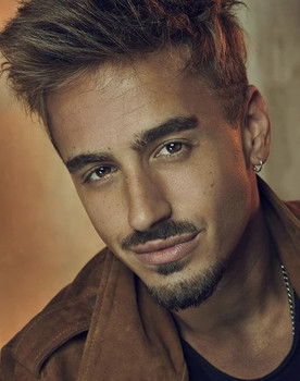 Stéfano de Gregorio as Juan Manuel "Petardo" Flores