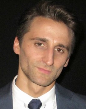 Emilio Edwards as Gio Aznar