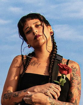 Valeska Rodríguez as Nina