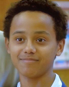 Leonard Mangheni Sommer Ipsen as Elias