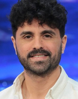 Nour Zitouni as Ayoub