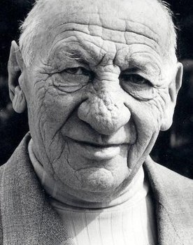 Heinrich Gretler as Wachtmeister Jakob Studer