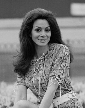 Angela Grant as Jill