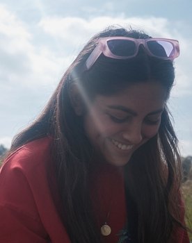 Aadi Chabukswar as Woman
