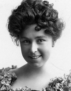 Lily Branscombe as Mrs. Barnes