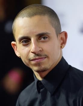 Moisés Arias as Self