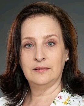 Pilar Ixquic Mata as Greta