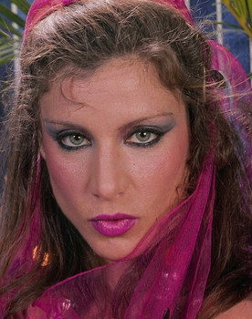 Tasha Voux