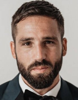 Leonardo Pavoletti as Leonardo Pavoletti