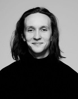 Roman Enikeyev as Юрген