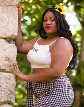 Zoé Armstrong as Dr. Allie