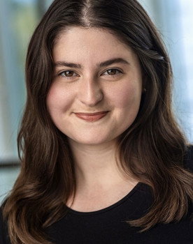 Lucy Rocchio as Chrissie