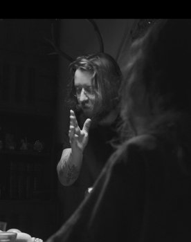 Carlos Lacasa as Carlos