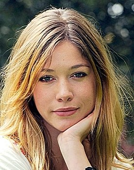 Sarah Felberbaum as Francesca