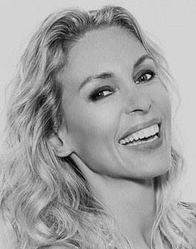 Agnieshka Wnorowska as Jolie superviseure