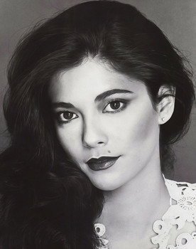 Wendy Barry as Jasmine