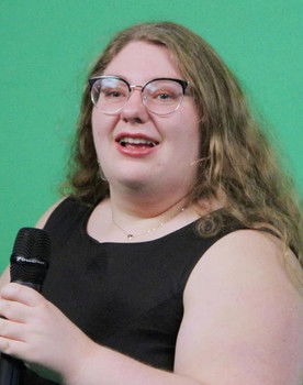 Grace Bonamico as News Anchor