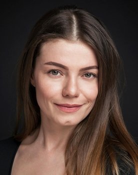 Ebru Helvacıoğlu as Necmiye