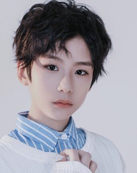 Pan Yi Tong as Qian Ming Li (young)