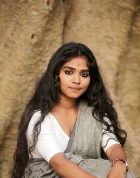 Sandhya Barui as Fiancée