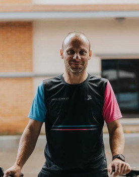 Nikos Matziaris as Self