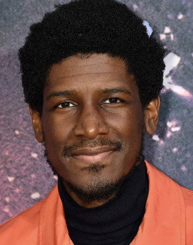 Labrinth as Self