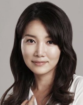 Yoon Ji-sook as Lee Ji-ok