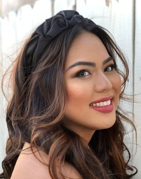 Domaine Javier as Starling 'Star' Smith