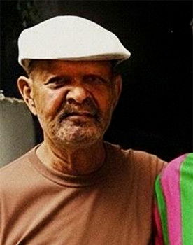 Carlos Cachaça as Self