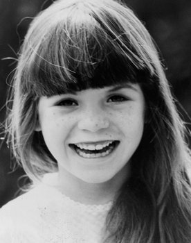 Laura Jacoby as Anna Lee