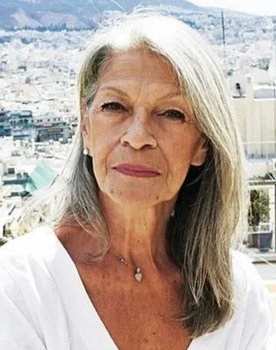 Matoula as Μαρίνα
