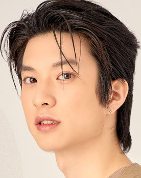 Ratiphat Luengvoraphan as Marn