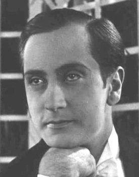 Raymond Guérin-Catelain as 