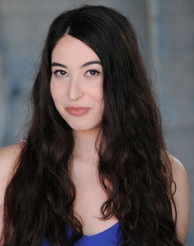 Sarah Silva-James as Fetsy