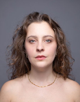 Laura Hanek