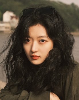 Sun Qian as Fei Ni