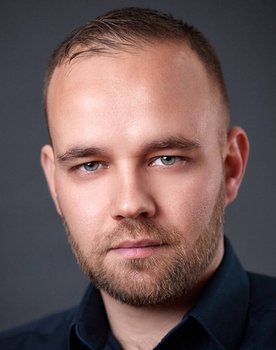 Zlatan Školjić as Asad