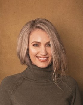 Diaan Lawrenson as Sarah