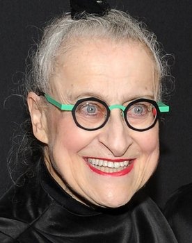 Jacqueline Robbins as Twin #1