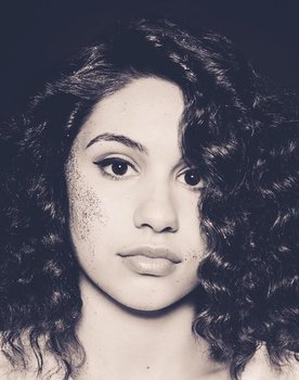 Alessia Cara Photo