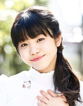 Hinata Sato as Junna Hoshimi