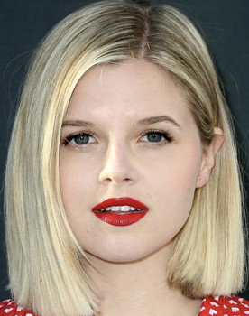 Ana Mulvoy-Ten