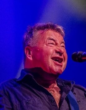 Charles Dehue as Lead vocals